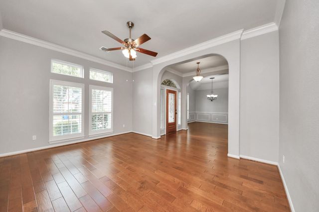 2318 Quarterpath Drive, Richmond, TX 77406