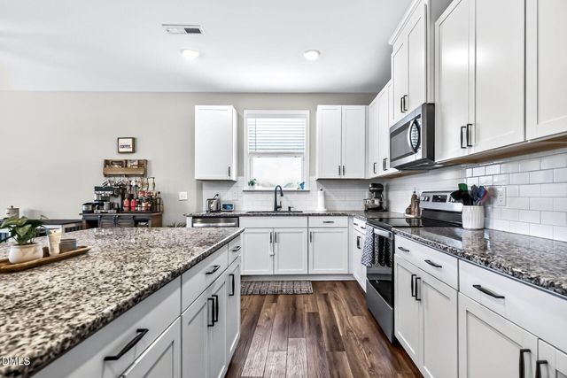 434 Windy Farm Drive, Fuquay Varina, NC 27526