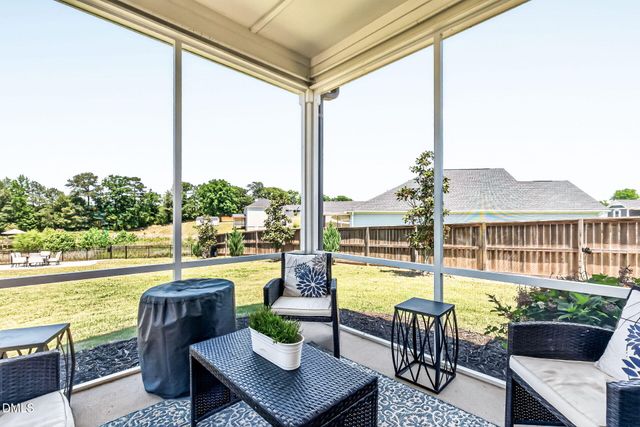 434 Windy Farm Drive, Fuquay Varina, NC 27526