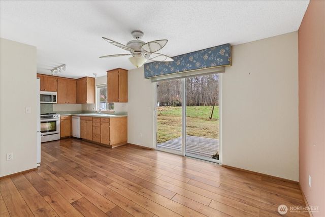 967 Edgecliff Drive, Langley, WA 98260