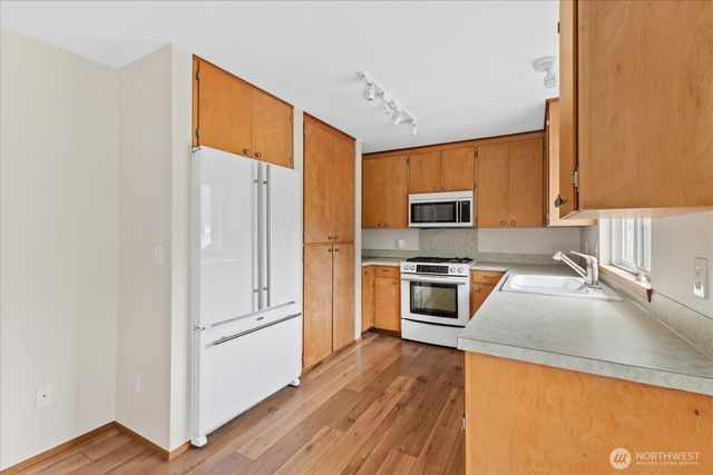 967 Edgecliff Drive, Langley, WA 98260