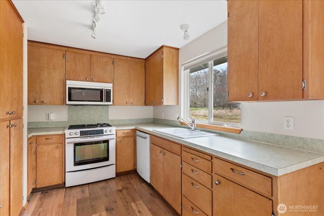 967 Edgecliff Drive, Langley, WA 98260