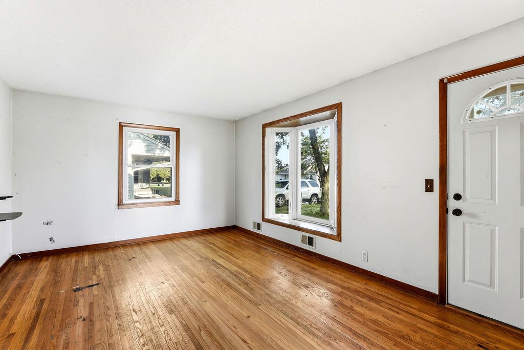 548 82nd Avenue NE, Spring Lake Park, MN 55432 — photo 5