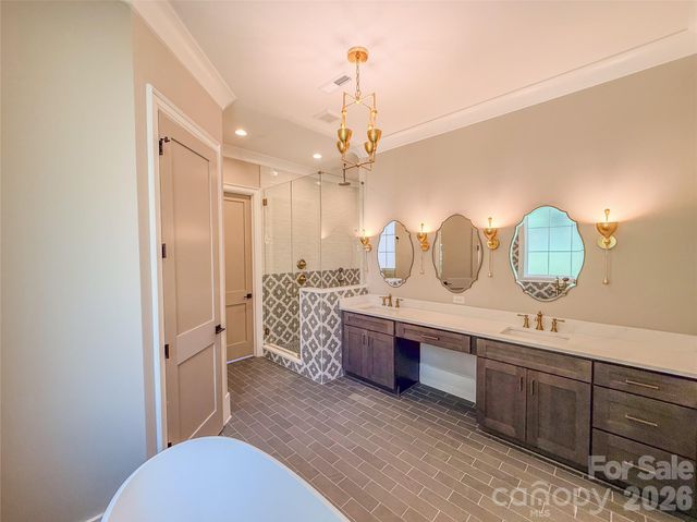 4822 Walker Road, Charlotte, NC 28211