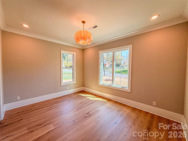 4822 Walker Road, Charlotte, NC 28211