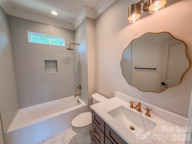 4822 Walker Road, Charlotte, NC 28211