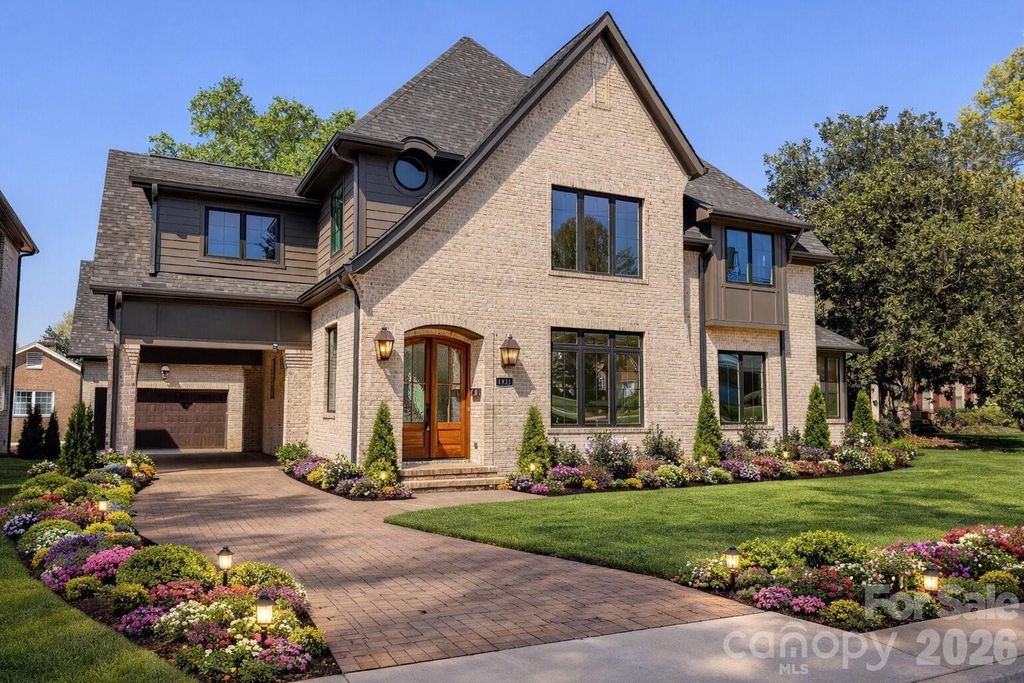 4822 Walker Road, Charlotte, NC 28211