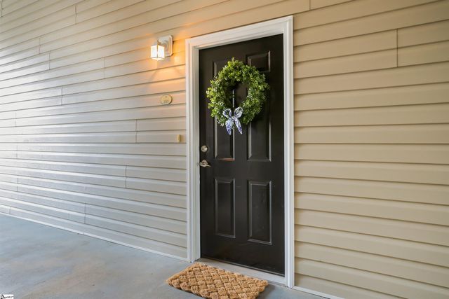 201 Mckenna Circle, Greenville, SC 29615