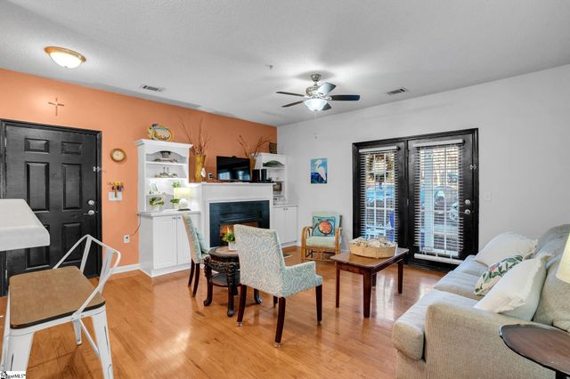 201 Mckenna Circle, Greenville, SC 29615