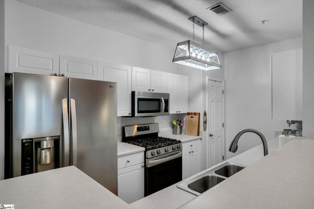 201 Mckenna Circle, Greenville, SC 29615