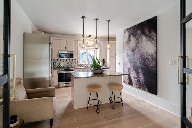 186 E Sycamore Street, Columbus, OH 43206