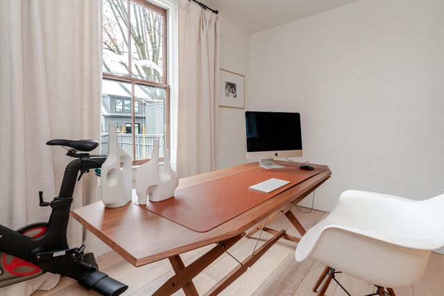 186 E Sycamore Street, Columbus, OH 43206