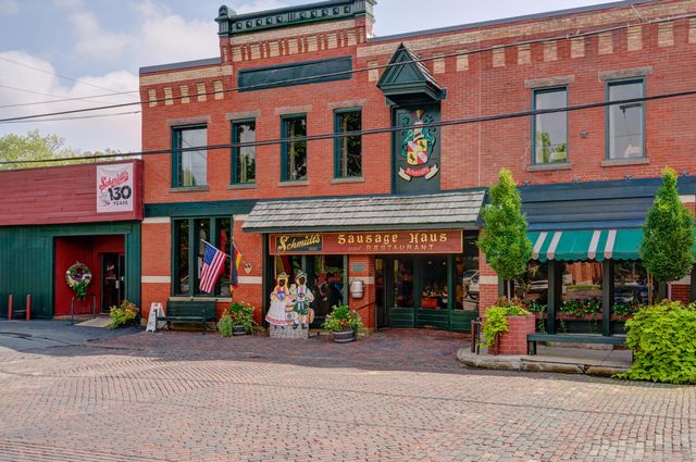 186 E Sycamore Street, Columbus, OH 43206