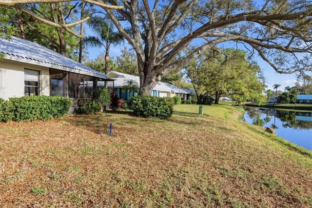 260 SOUTHAMPTON DRIVE 312, Venice, FL 34293