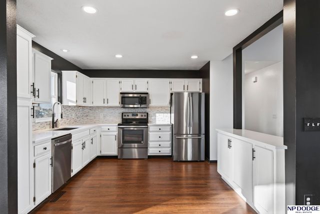 15265 Wirt Street, Omaha, NE 68116