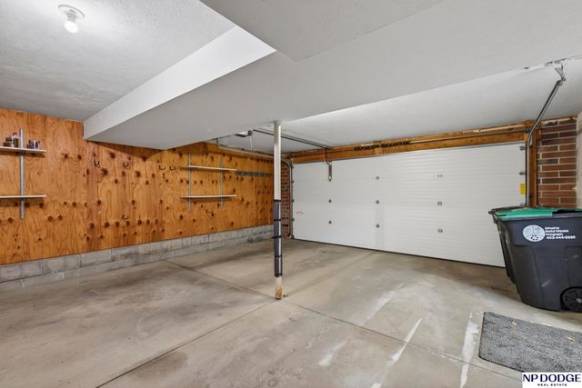 15265 Wirt Street, Omaha, NE 68116