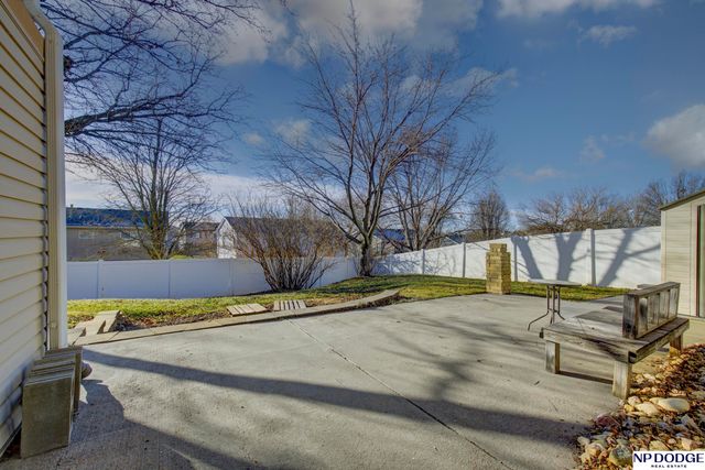 15265 Wirt Street, Omaha, NE 68116