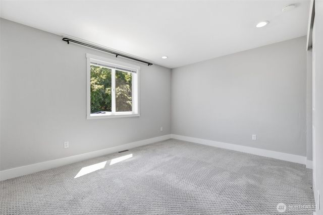5402 34th Street Loop NE, Tacoma, WA 98422