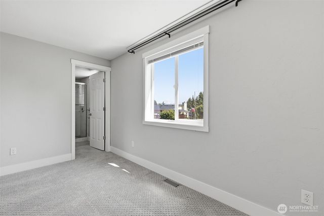 5402 34th Street Loop NE, Tacoma, WA 98422