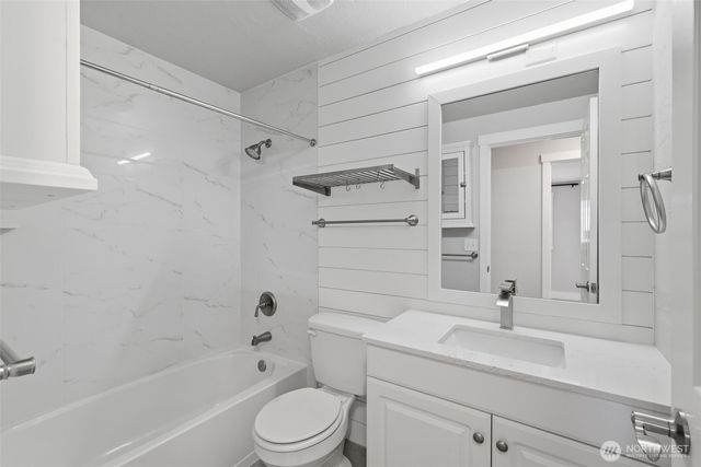 5402 34th Street Loop NE, Tacoma, WA 98422