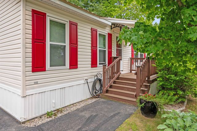 618 Benton Drive, Laconia, NH 03246