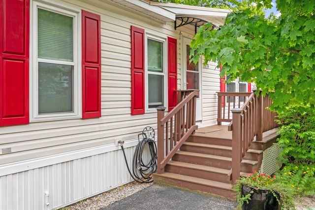 618 Benton Drive, Laconia, NH 03246