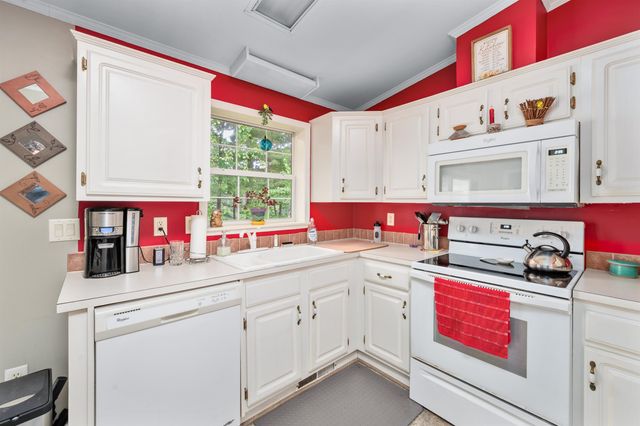 618 Benton Drive, Laconia, NH 03246