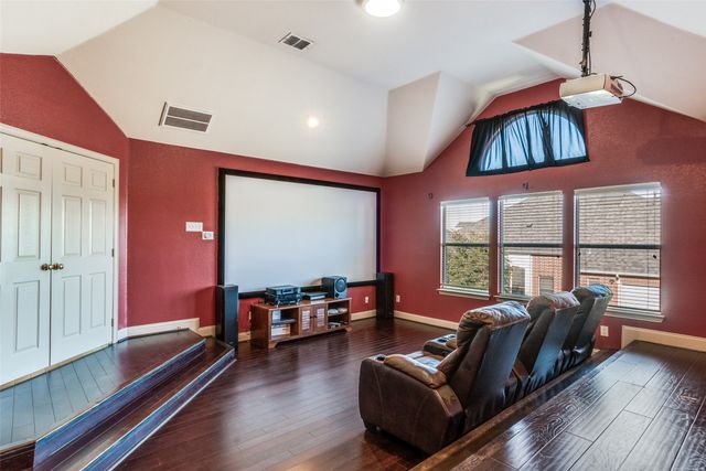 1502 Shadow Brook Trail, Garland, TX 75043