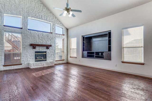 1502 Shadow Brook Trail, Garland, TX 75043