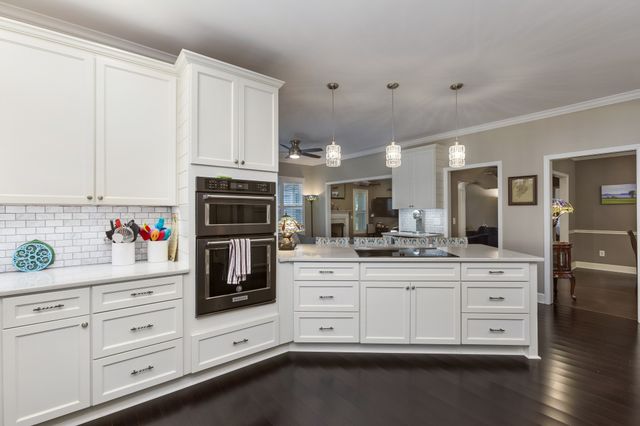 428 Crofton Park Ln, Franklin, TN 37069