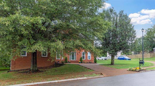 428 Crofton Park Ln, Franklin, TN 37069