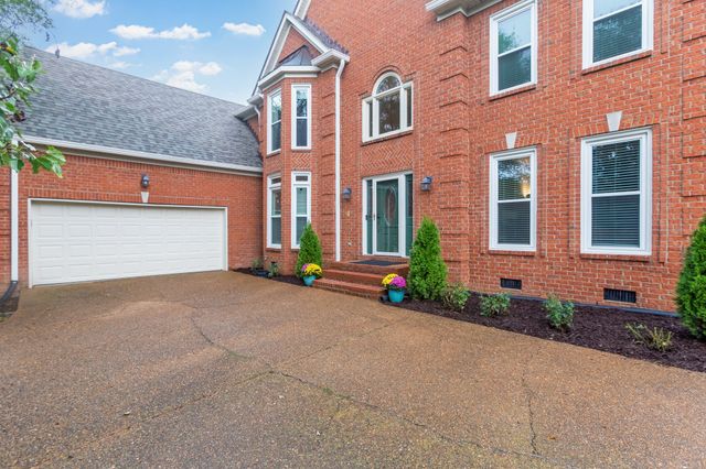 428 Crofton Park Ln, Franklin, TN 37069