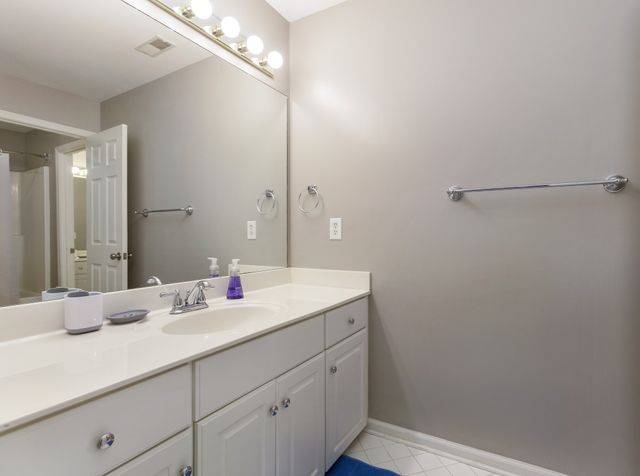 428 Crofton Park Ln, Franklin, TN 37069