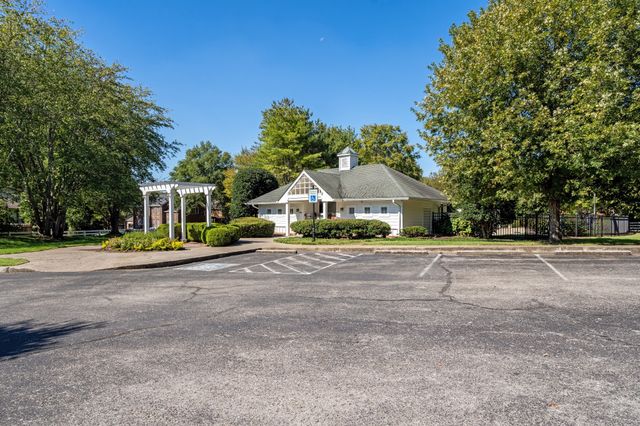 428 Crofton Park Ln, Franklin, TN 37069