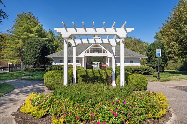 428 Crofton Park Ln, Franklin, TN 37069