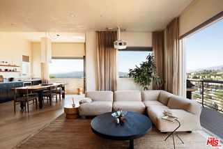 3663 Kinney Street, Los Angeles, CA 90065