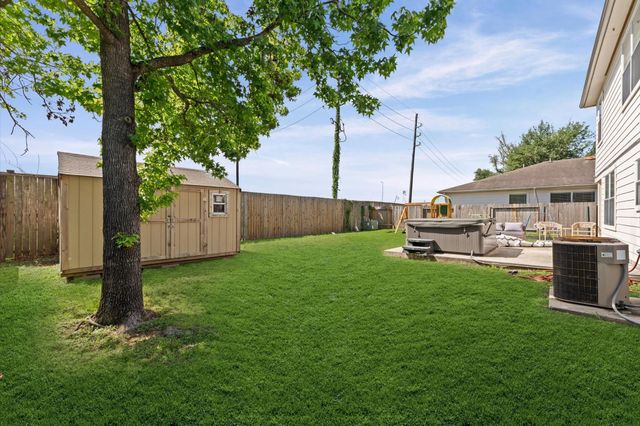 618 Cypresswood Trace, Spring, TX 77373