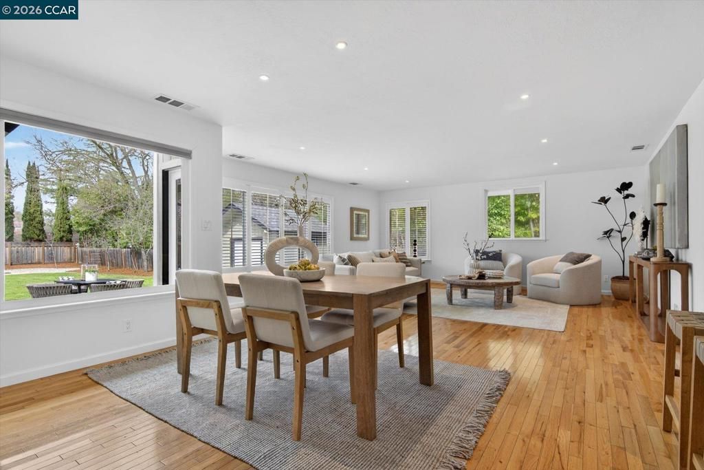 Image 6 of property listing at 1536 1536 Alamo Way, Alamo, CA 94507