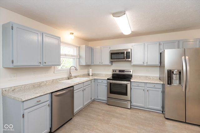 2182 Galaxy Drive, Franklin, IN 46131