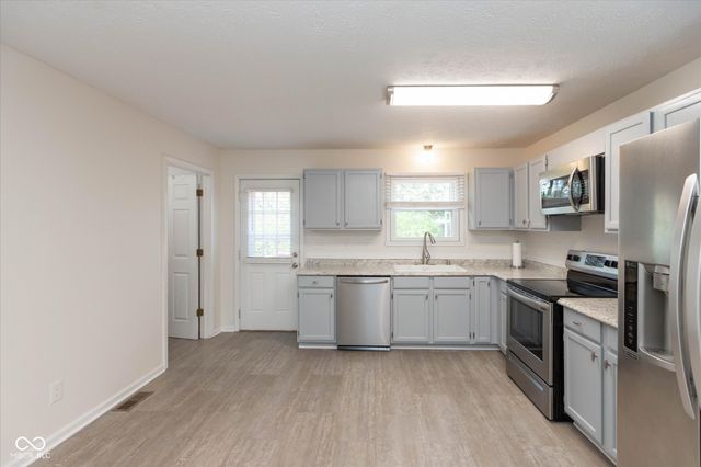 2182 Galaxy Drive, Franklin, IN 46131