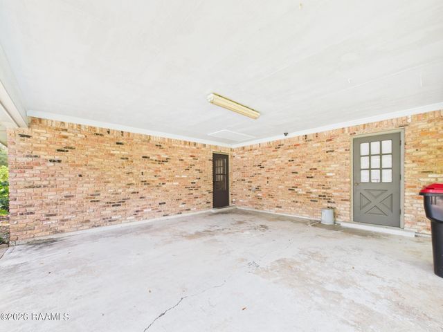 200 Claymore Drive, Lafayette, LA 70503