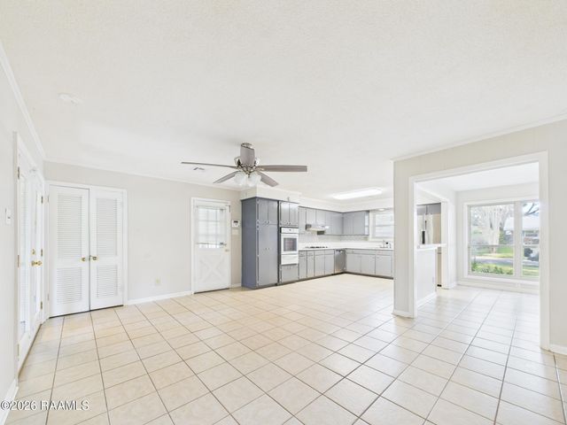 200 Claymore Drive, Lafayette, LA 70503