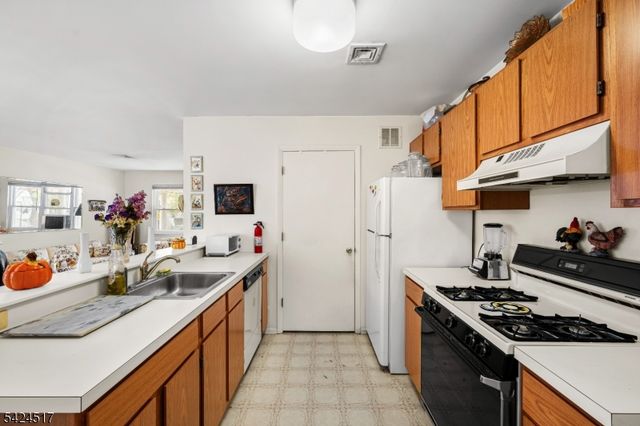 101 Oswald Pl, Union Twp., NJ 07088