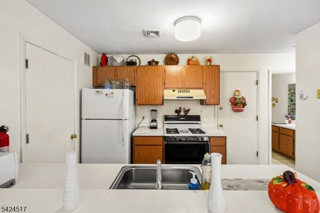 101 Oswald Pl, Union Twp., NJ 07088