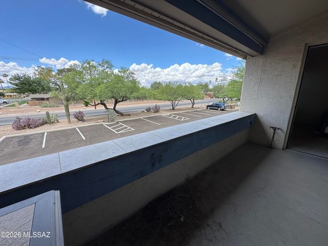 3750 N Country Club Road, Tucson, AZ 85716