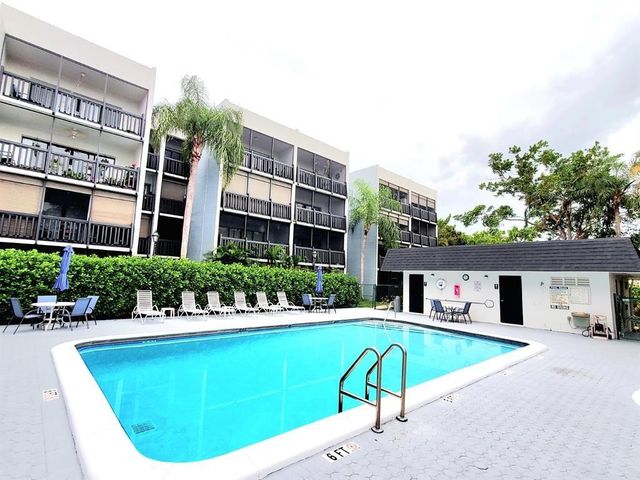 1021 Mockingbird Lane 114, Plantation, FL 33324
