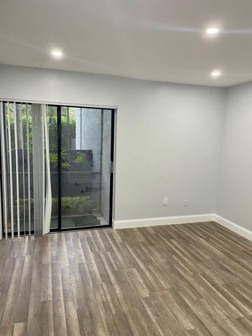 1021 Mockingbird Lane 114, Plantation, FL 33324