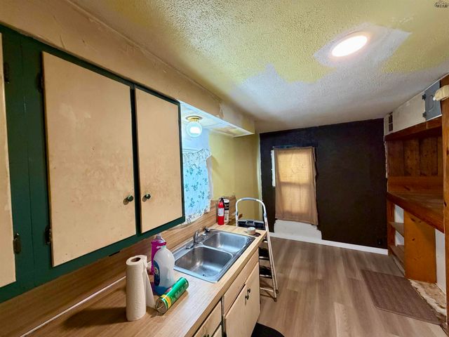 708 MICHAEL STREET, Burkburnett, TX 76354