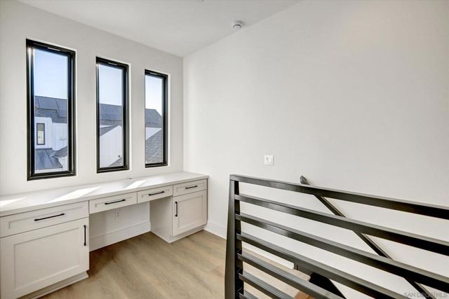 San Remo Pl. 104, Encinitas, CA 92024