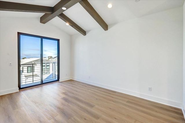 San Remo Pl. 104, Encinitas, CA 92024